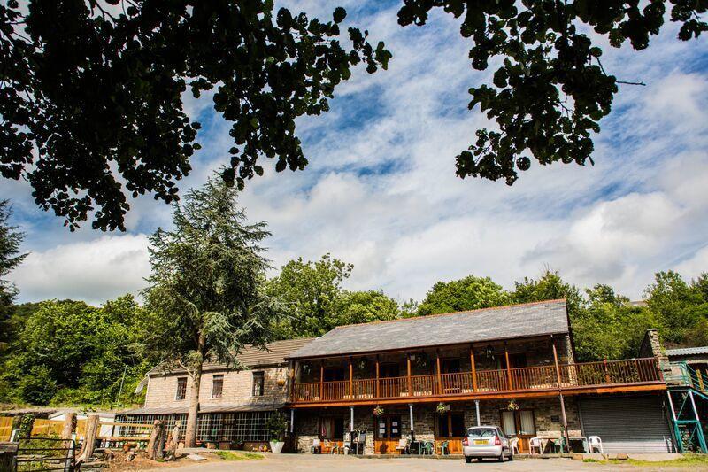 The Falcon Retreat Hotel Aberdare
